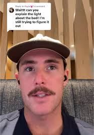 Love Island Au Heart Lights Above Bed