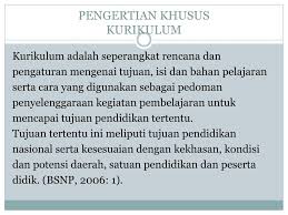 Pengertian kurikulum secara umum terdiri dari rangkaian mata pelajaran yang terdiri dari program studi yang ditawarkan oleh penyelenggara sistem pendidikan terintegrasi. Ppt Telaah Kurikulum Powerpoint Presentation Free Download Id 1119650