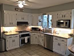 painting kitchen cabinets with chalk