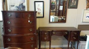 Mahogany Chest Of Drawers Matching Vanity By Huntley Furniture Only 795 Furniture Vanity Antique Furniture