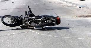 Νεκροσ 33χρονοσ σε τροχαιο με μηχανη Nekros Se Troxaio 24xronos Dikyklisths Sthn Kabala