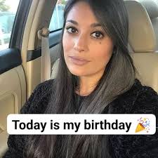 Today is my birthday, hope I get lots of love here💞💞🎈