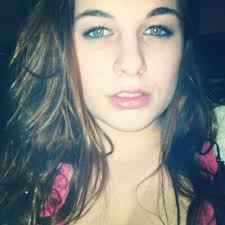 Keri Conlon's Instagram, Twitter & Facebook