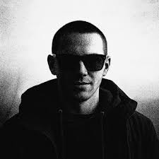 This is what wrapping my brother's lambo taught me about b2b saas….  Nothing… but pls sign up to our waitlist kinso.ai