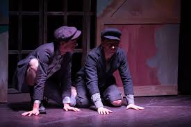 Acesta doreste sa se casatoreasca cu simone. PoveÈti Cu Oameni Èi Istorie De La Vila GalbenÄ Yorick