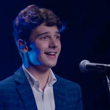 Chardon High's Ethan Peterson wins fourth annual Shining Star CLE