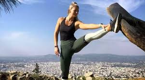Maybe you would like to learn more about one of these? Nea Apokalypsh Gia To Survivor H Elenh Xamperh Eixe Gnwsto Ths Sto Paixnidi Video Bigpost Gr