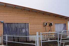 Impressionen zu den verschiedenen vorhängen aus filz: Vorhang Pvc Mit Alu Kederschiene Pvc Vorhange Windfang Turen Fenster Windfangsysteme Produkte