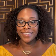 firstdayofschool #firstdayoffall #collegestudents #fashion #forecasting  #marketing #directmarketing #digitalmarketing #fashionmarketing  #luxurymarketing #branding #personalbranding #corporatebranding