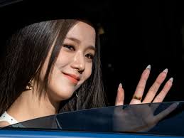 On july 8, yg entertainment . Jisoo Of Blackpink Wore A French Manicure To Paris Fashion Week Photos Allure