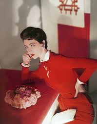 Dovima In An Harvey Berin Dress By Horst P Horst Christmas Fashion Photography Vintage Fashion Photography Red Fashion