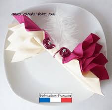 Decorez Avec Elegance Lors De Votre Reception En Prenant Ce Joli Pliage De Serviette En En 2020 Pliage Serviette Pliage Serviette Papier Pliage Serviette Anniversaire