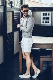 3 Simple Styling Tips For Men To Look Young Trendy Spring Outfits Men Mens Fashion Casual Mens Outfits