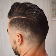 Always start with longer guards than you think you need — you can always most men's haircuts are short on the sides and back, with a gradual taper to the longer hair on top. 17 Best Back Of The Head Men S Haircuts 2021 Guide