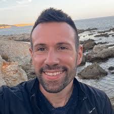 Daniel Stemmer's Instagram, Twitter & Facebook