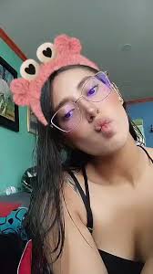 Vanessa Cobos (@vaneee_46)