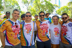 Decretação da revelia do agravante, sob o argumento de. Bloco Bota Na Justica Celebra 10 Anos De Muita Folia Roberta Jungmann