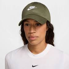 Nike Cap Club Futura