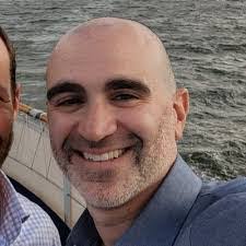 Roberta Maran's Instagram, Twitter & Facebook