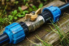 Ist das rohr abgelängt und ggf. Wasserleitung Im Garten Verlegen So Wird Es Gemacht