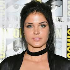 Pin de Christina Chase em Marie avgeropoulos