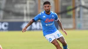 Nel primo tempo le reti di osimhen e insigne su calcio di rigore. Sdo2gyo9koqtam