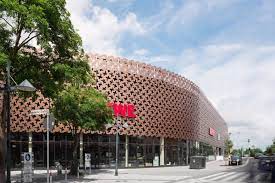 eckansicht mannheimer strasse rewe bad kreuznach neubau eines nahversorgungszentrums mit parkhaus architekt neubau parkhaus