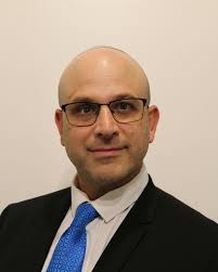 This amazing tenor is joining us originally from South Africa, and now  living in Israel. We are very grateful to have this beautiful vocalist  joining our showcase! Please welcome… Barry Braun