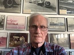 Following the previous post showing Shutdown in its Mike Hall configuration  here is an image of it when Fred Whittle had it in April 1972. Apart from  the colour the most obvious