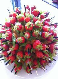 Bouquet Brochettes De Fruits Frais Fruit Health Fruit Carving Food