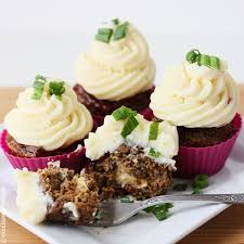 Meatloaf Cupcakes With Mashed Potato Icing Recipe Mashed Potatoes Beef Recipes Meatloaf