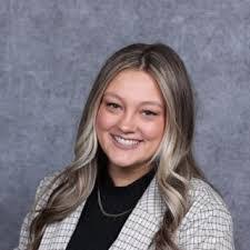 Miranda Godfrey's Instagram, Twitter & Facebook