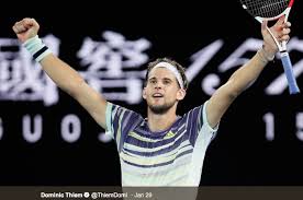 The second set was a similar affair, with thiem. Beda Pandangan Dominic Thiem Ogah Bantu Petenis Peringkat Rendah Bolasport Com