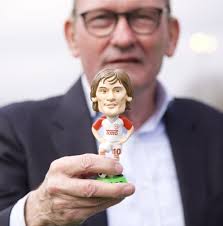 Toms Group revives iconic collaboration with Preben Elkjær 🍫 “In the…