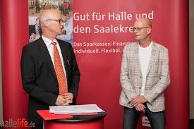 Detaillierte informationen über art, herkunft und zweck dieser cookies finden sie in unserer. Saalesparkasse Ubergibt Rund 1 2 Mio Euro Fordergelder Hallelife De Nachrichten Aus Halle An Der Saale Und Der Region