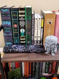 Can a mysterious traveler and his pet goose make it all better? My Little Cosmic Horror Collection Any Favorites Recommends Lovecraft
