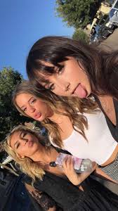 abigail baxter (@abigailbaxx)