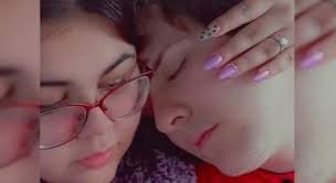 Jennissis Strauch and Tyler Strauch's Wedding Website