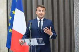 Frankrijk is vanaf vrijdag middennacht in gedeeltelijke lockdown gegaan. Franse Regering Onder Vuur Voor Einde Van Coronamaatregelen Het Nieuwsblad Mobile