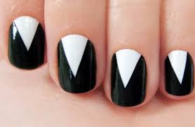 28 Simple And Stunning V Shaped Nail Art Designs Whether it's stressing that your nails are too short for a dark color, or wishing your lifestyle could allow for a stiletto mani á la cardi b, selecting a shape can mean a war between what you want and what.