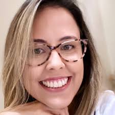 Patricia Botelho's Instagram, Twitter & Facebook