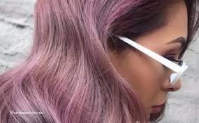 Whether you're feeling pastel pink or honey blonde, we rounded up the best new summer hair colors to try for 2021. The Prettiest Mauve Hair Colors To Try This Summer Fashionisers C