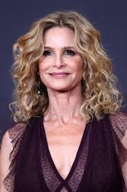Kyra Sedgwick 🌟6.6