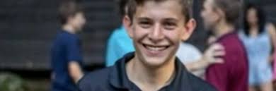 Connecticut high school student dies after collision in hockey game