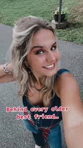 Brooklyn Woodruff's Instagram, Twitter & Facebook