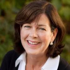 🎇 I'm excited to share that I've stepped into the role of Communications  Director at American Academy of Orthopaedic Surgeons (AAOS).