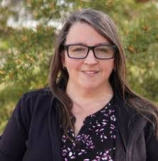 Helen Krol's Instagram, Twitter & Facebook