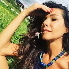 Buona estate” 😂😂 bacio grande 😘...