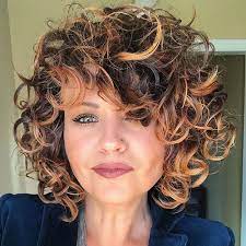 63 Cute Hairstyles For Short Curly Hair Women 2020 Guide Curly Hair Styles Haircuts For Curly Hair Short Curly Hair