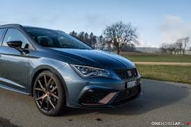 Bijvoorbeeld met digitale features als cupra connect, die je met de hele wereld verbinden. Seat Leon Cupra R Sportstourer St Im Test Fahrbericht Onemorelap Com Der Schnellste Schweizer Autoblog